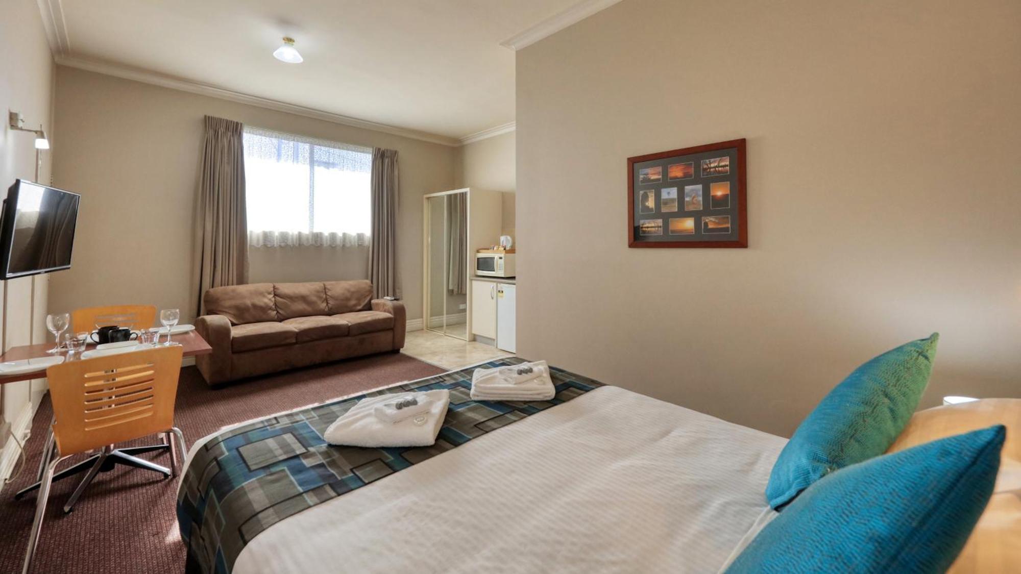 Silver Haven Motor Motel Broken Hill